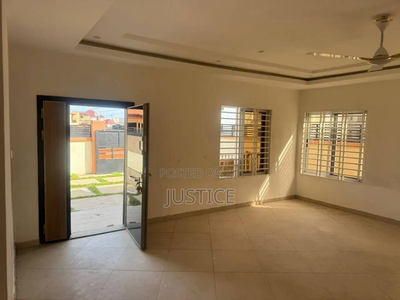 3bdrm House in Achimota, The Mall for rent