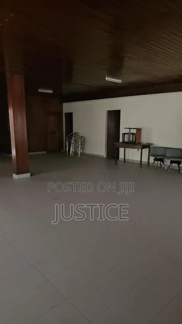 7bdrm House in Achimota, Overhead for sale