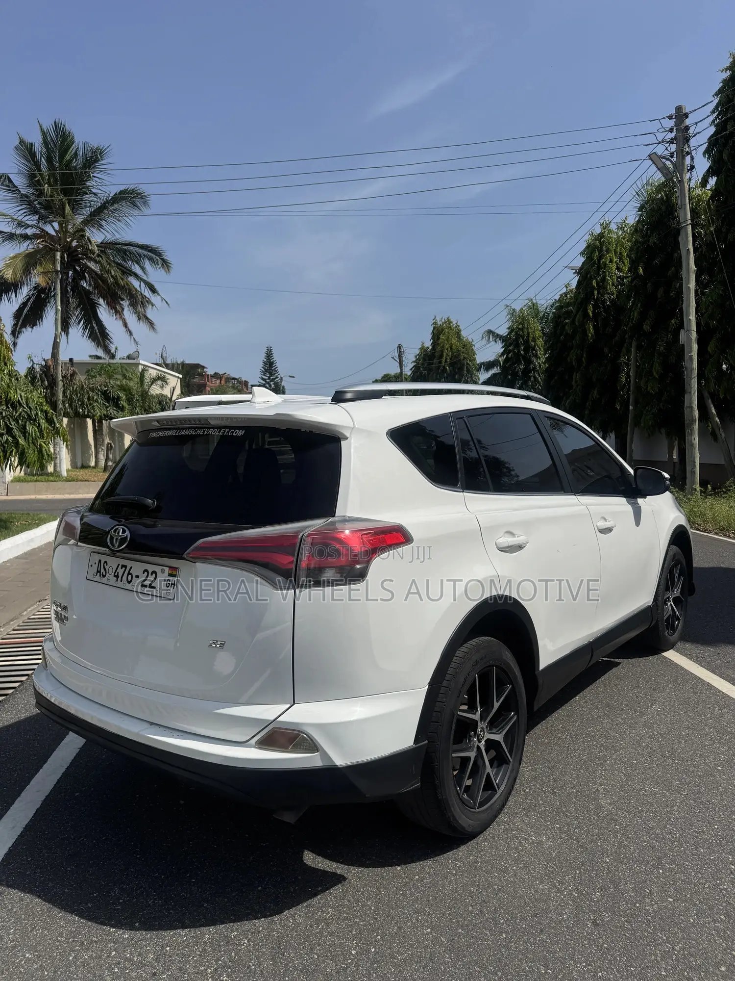 Toyota RAV4 SE AWD (2.5L 4cyl 6A) 2016 White