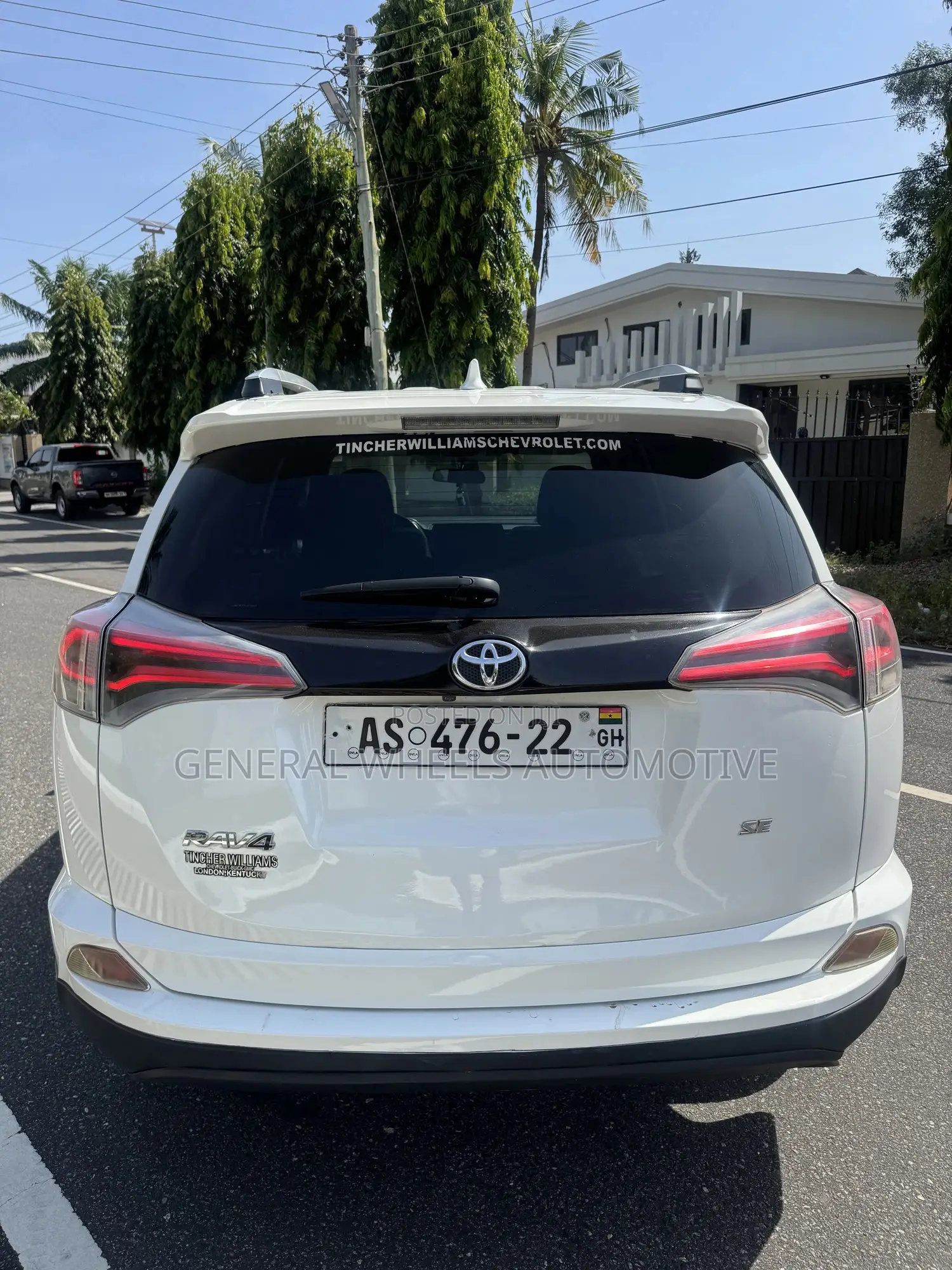 Toyota RAV4 SE AWD (2.5L 4cyl 6A) 2016 White