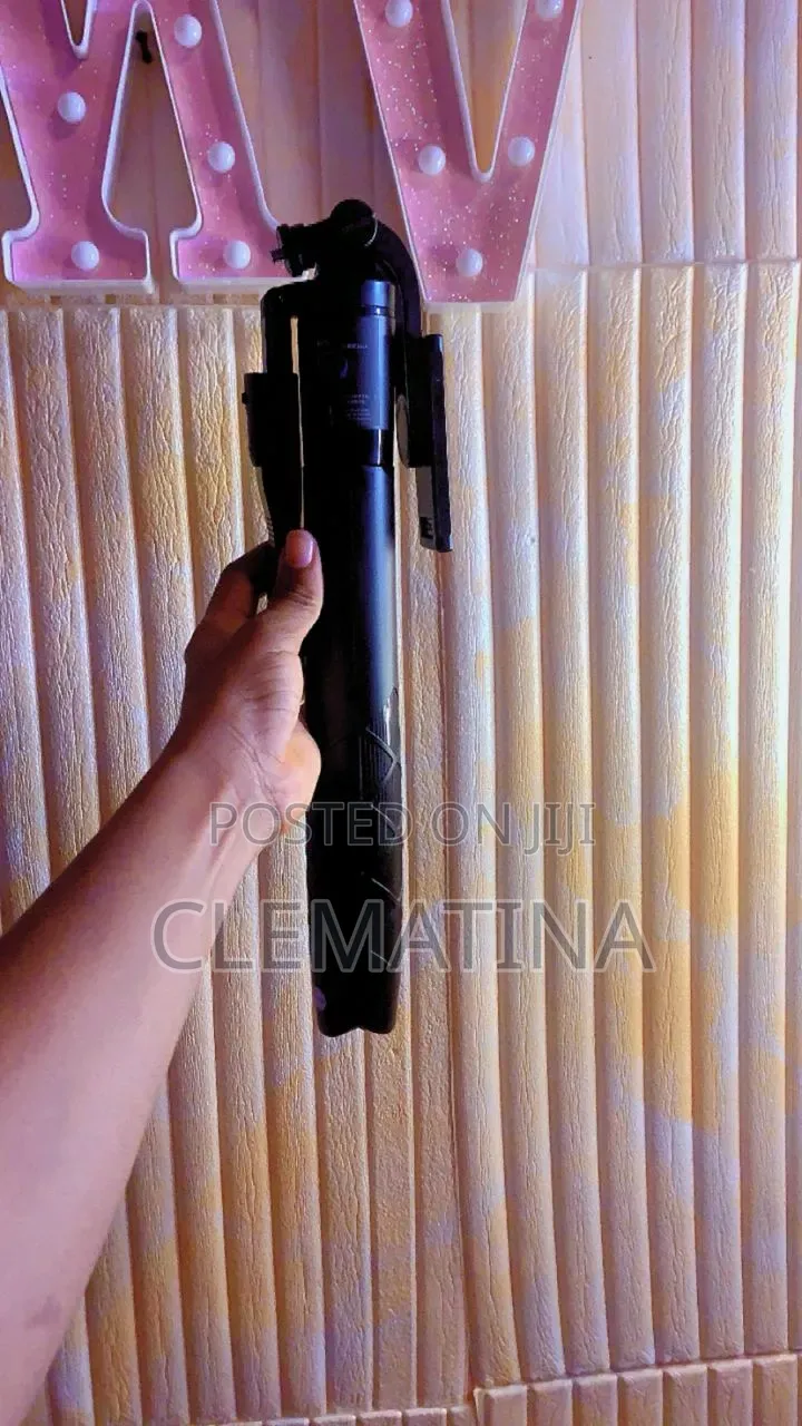 Tripod Stand