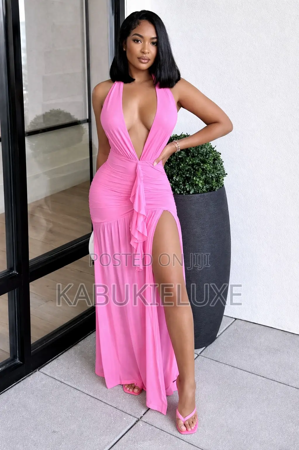 Elegant Pink Halter Neck Maxi Dress – High Slit