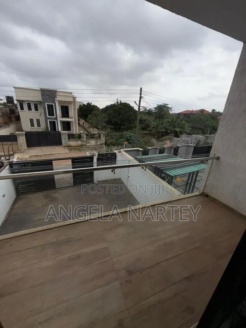3bdrm House in Ashongman Estates, Accra Metropolitan for sale