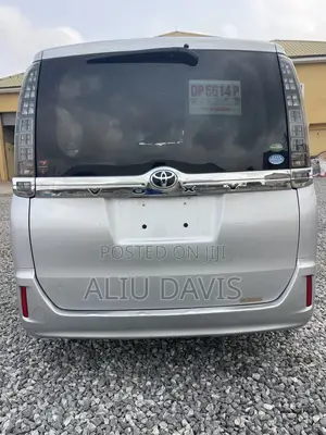 Toyota Voxy 2015 Grey