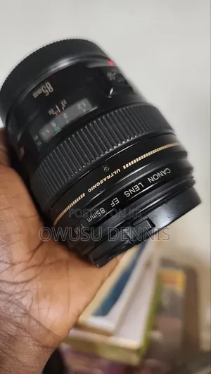 Canon Ef Lens 85mm 1:1.8