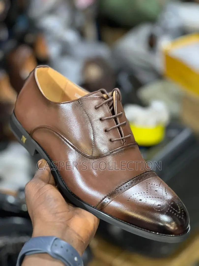 Men Affordable Leather Shoes in Brown Color
