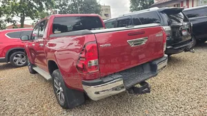 Toyota Hilux Revo Double Cab Deisel 2.8 AWD 2018 Red