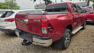 Toyota Hilux Revo Double Cab Deisel 2.8 AWD 2018 Red