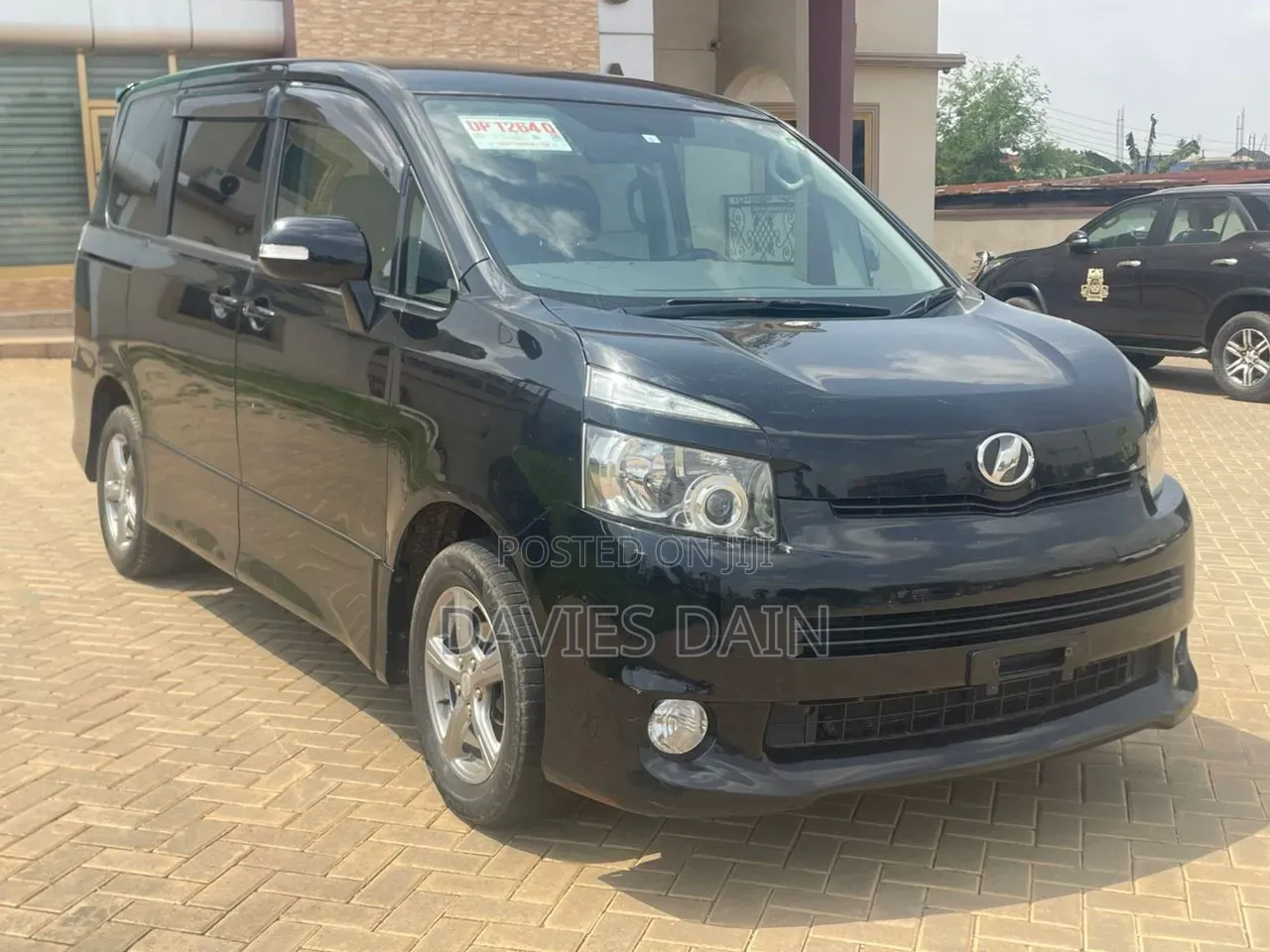 Toyota Voxy 2011 Black