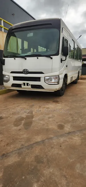 Toyota Coaster 2018 White