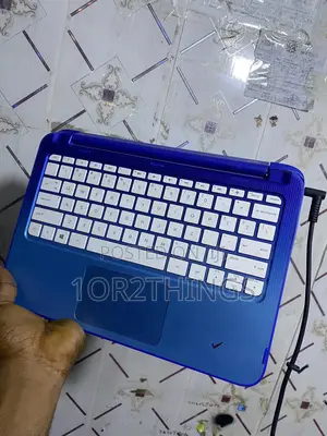 Laptop HP Stream 11 2GB Intel SSHD (Hybrid) 32GB