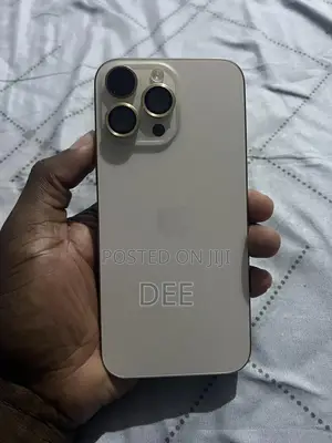 Apple iPhone 16 Pro Max 1 TB Gold
