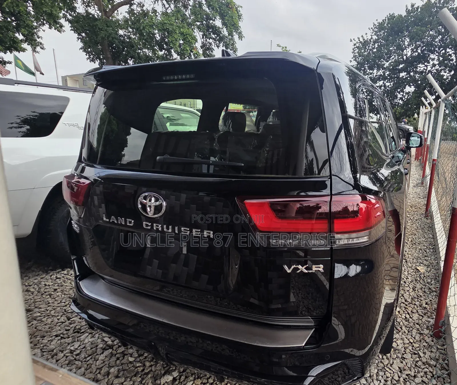 New Toyota Land Cruiser LC300 2025 Black