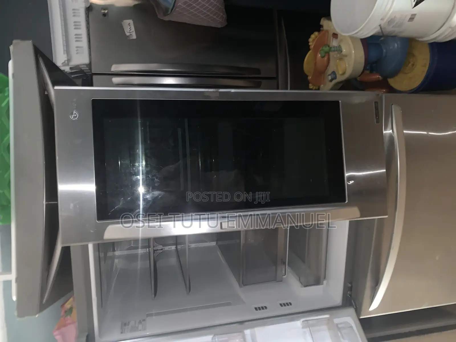 LG Fridge With Large Display