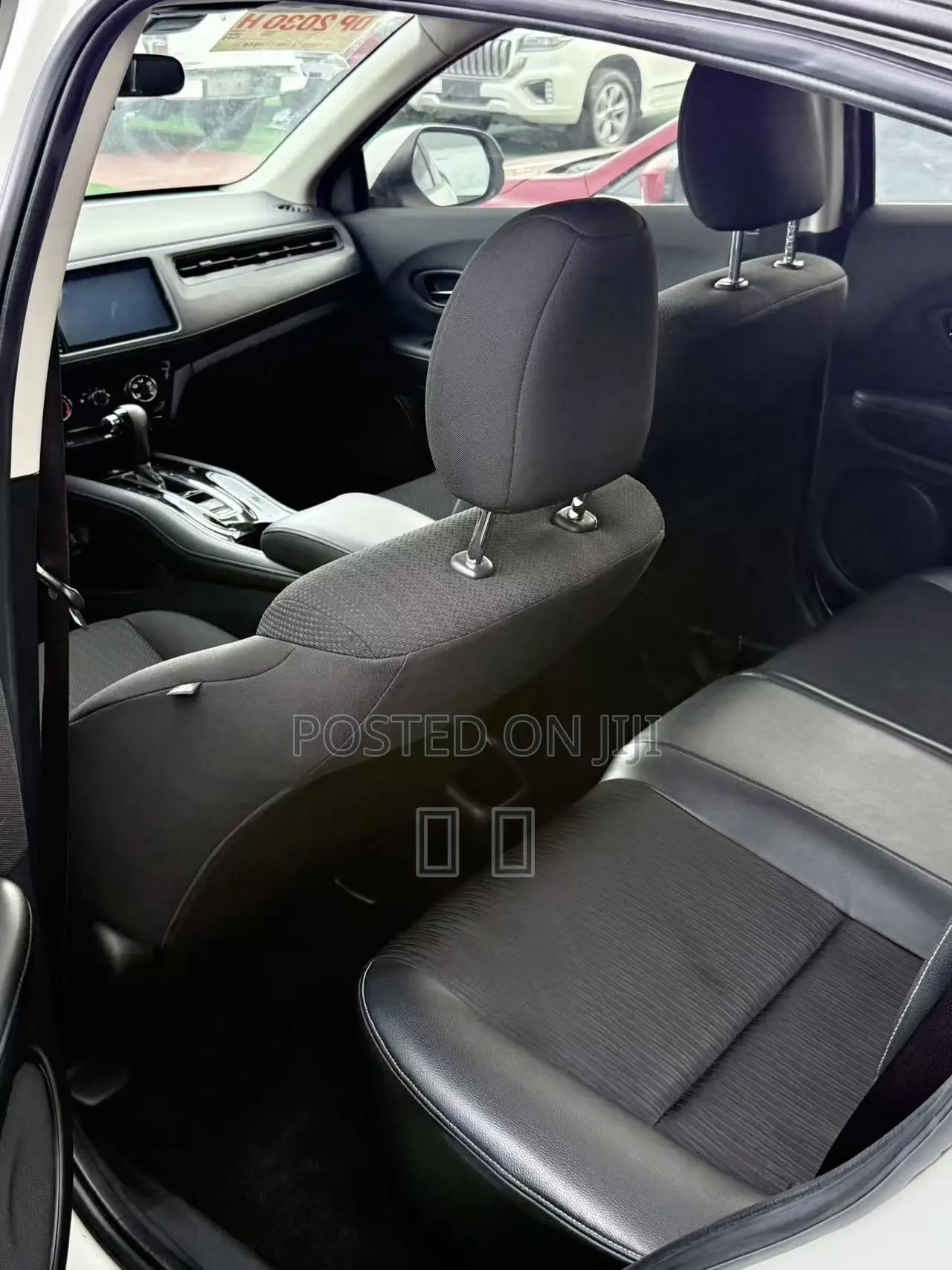 Honda Vezel 2017 White