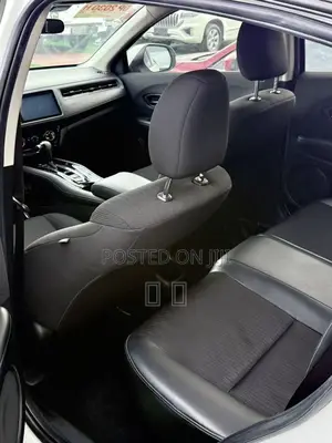 Honda Vezel 2017 White