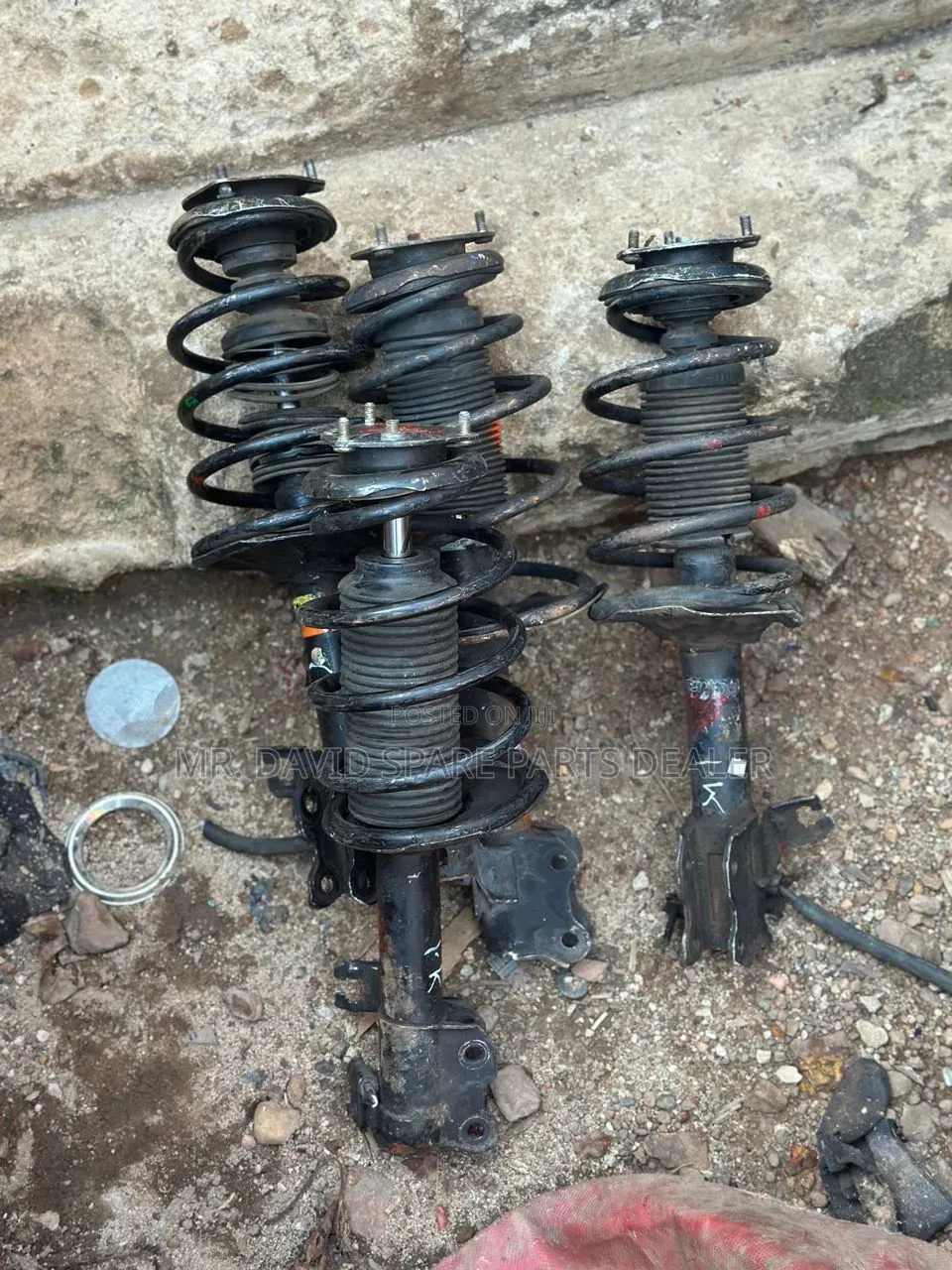 Nissan Sentra 2004,2005,2006 Front Shocks Absorbers