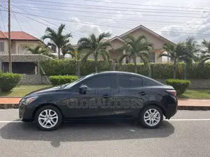 Toyota Yaris iA 1.5 FWD 2017 Black