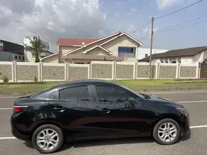 Toyota Yaris iA 1.5 FWD 2017 Black