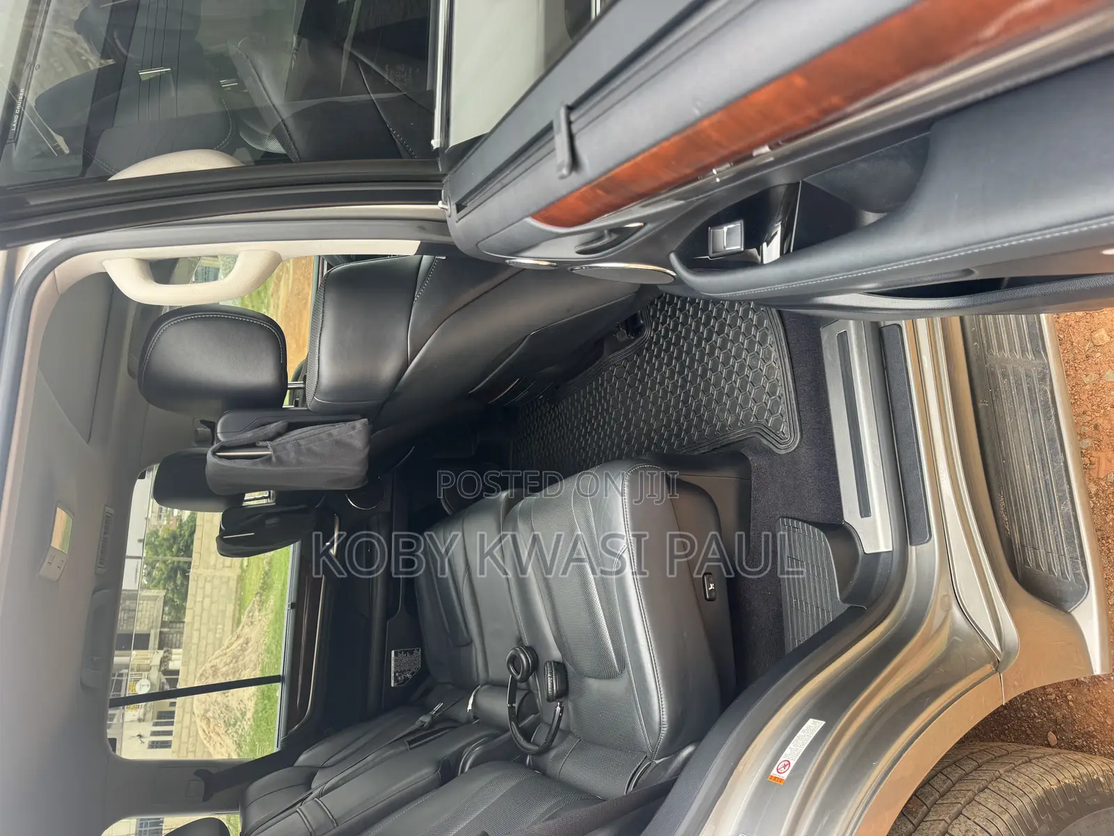 Lexus LX 570 AWD 2017 Gold