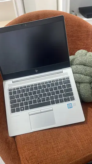 Laptop HP EliteBook 830 G6 8GB Intel Core i5 SSD 256GB