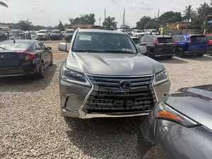 Lexus LX 570 AWD 2017 Gold