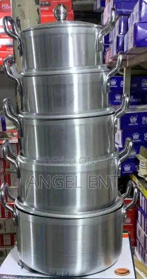 5 Pieces Aluminum Cooking Set Available as Seen (Location: Kumasi)