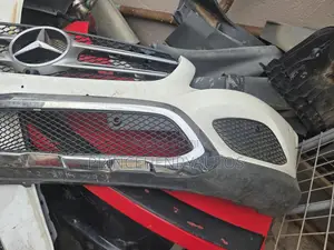 2016-2019 Mercedes Benz GLC 300 Front Bumper Complete