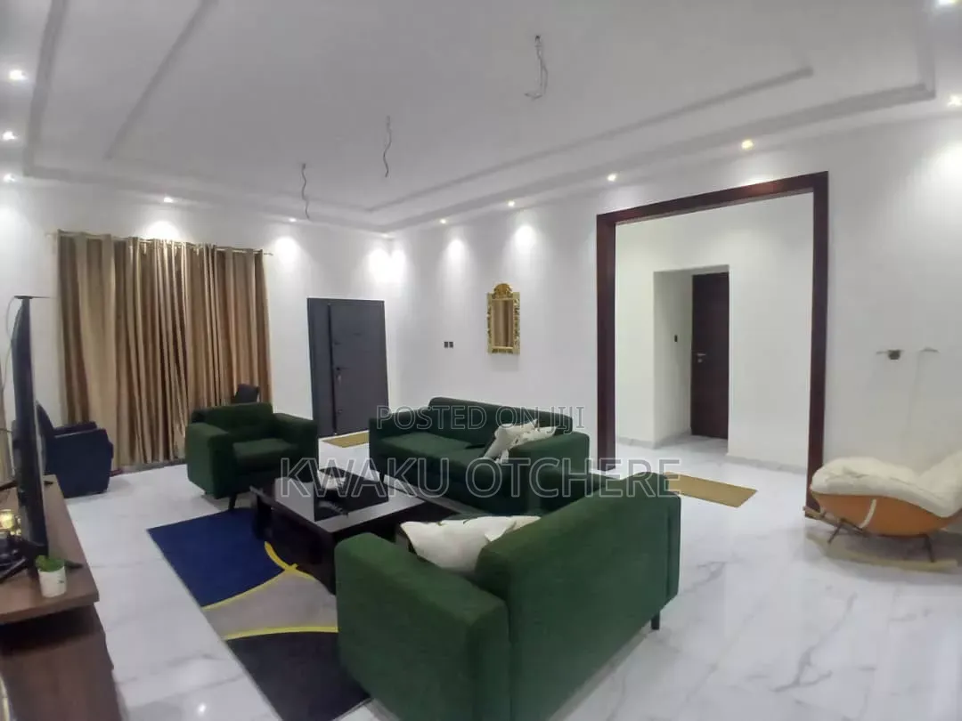 3bdrm House in The Herrmanns Estate, Accra Metropolitan for sale