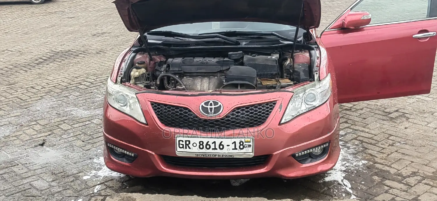 Toyota Camry 2011 Red