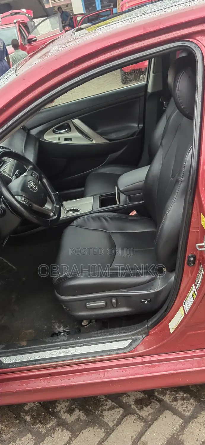 Toyota Camry 2011 Red
