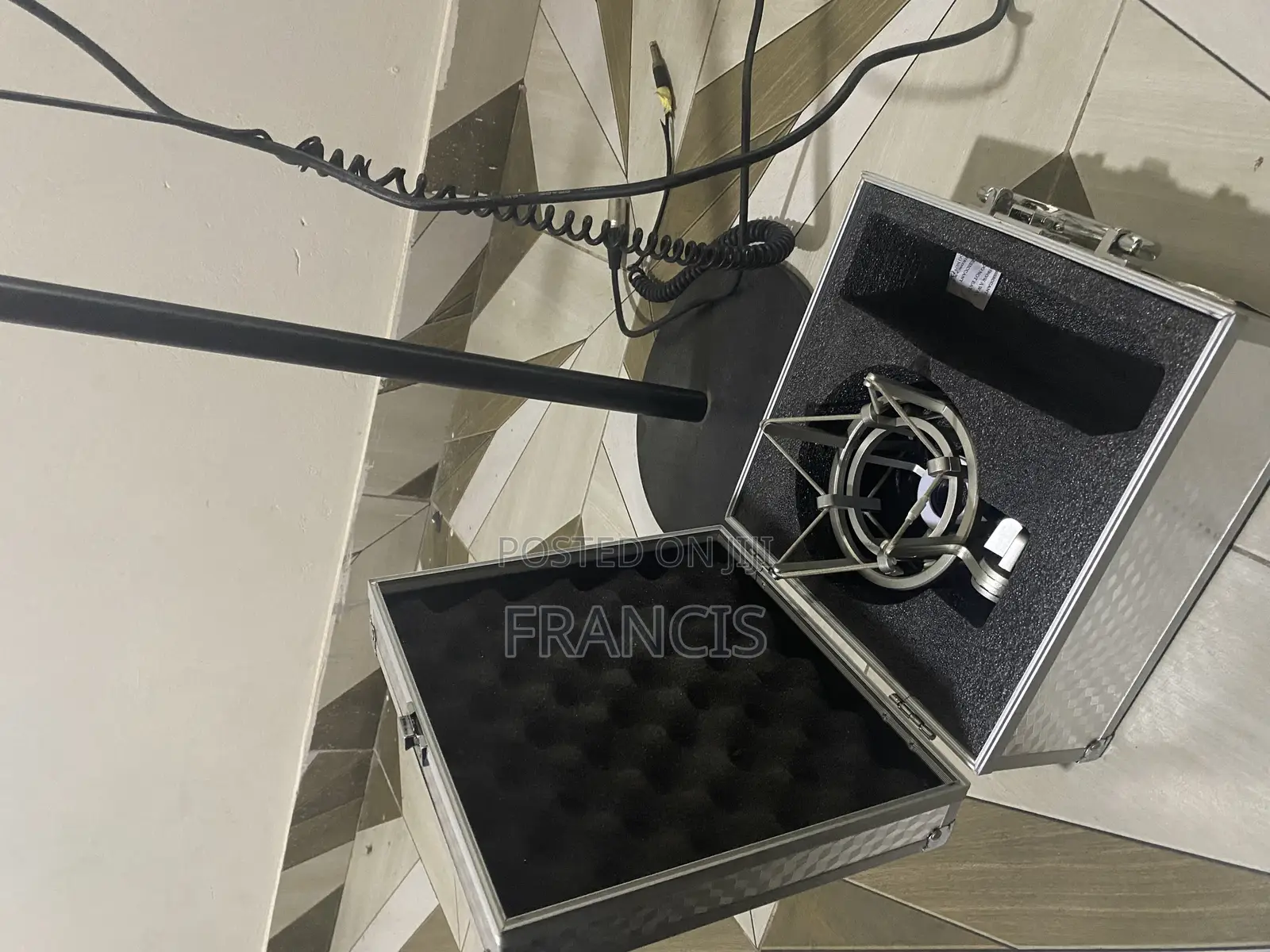 Sennheiser Mic, Pop Filter , Pioneer Headphone Mic Stand