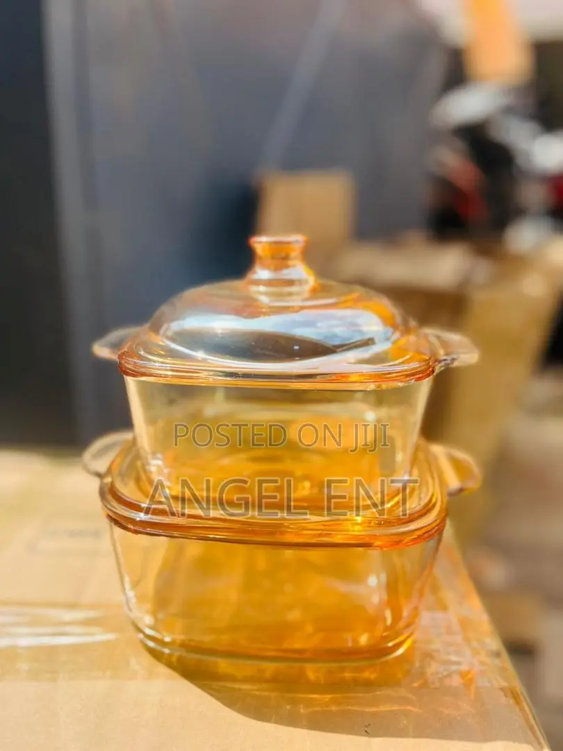 Square Amber Glass Casserole Dish With a Lid ( Location: Kumasi)