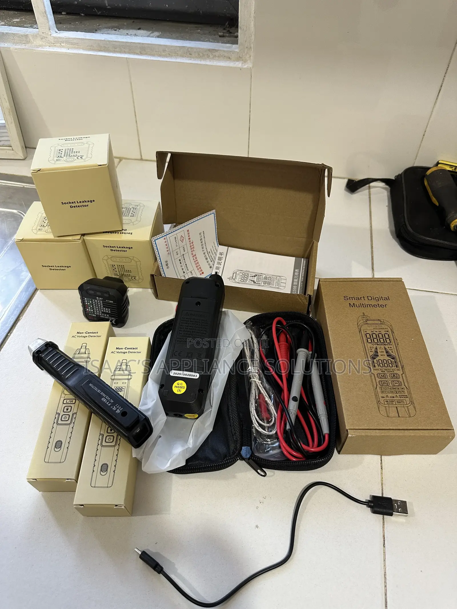 Professional Rechargeable Smart Digital Multimeter