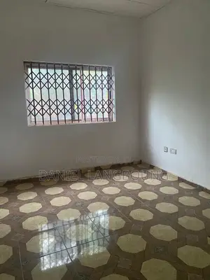 2bdrm Shared Apartment in Gloria Owusu, Boi for rent