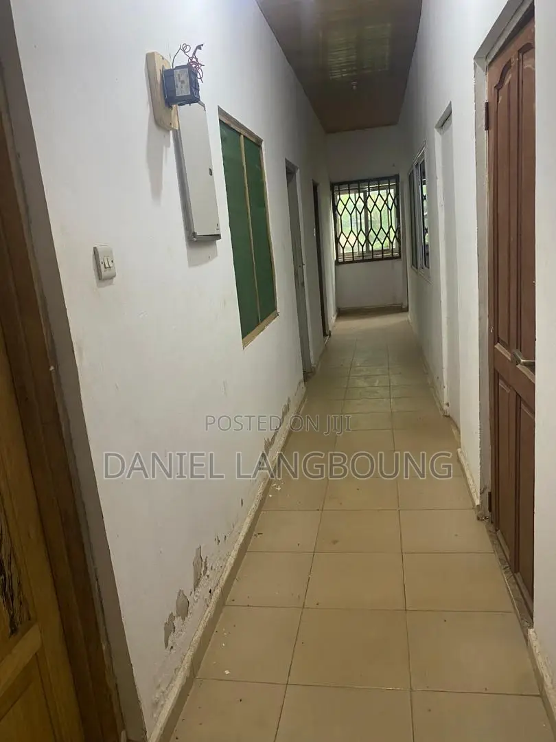 2bdrm Shared Apartment in Gloria Owusu, Boi for rent