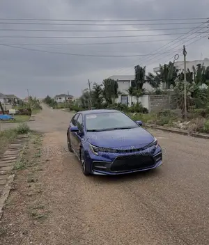 Toyota Corolla SE 2021 Blue