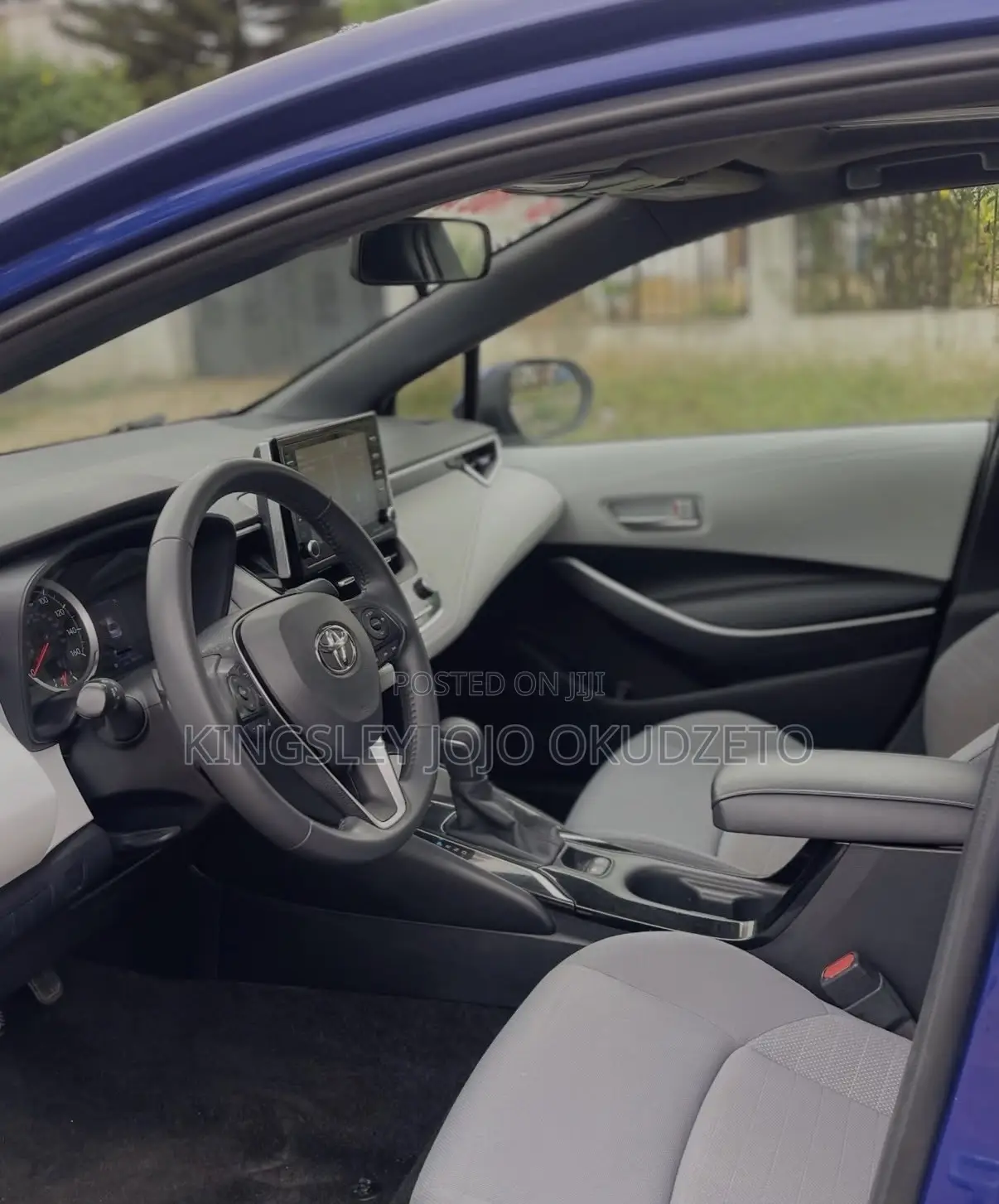 Toyota Corolla SE 2021 Blue