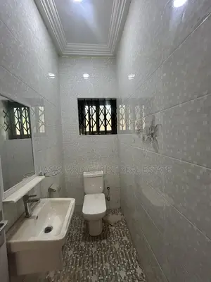 2bdrm Apartment in Lasisi And Christ, Amasaman for rent