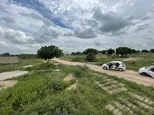 Affordable Dawhenya, Buerko Half Plots