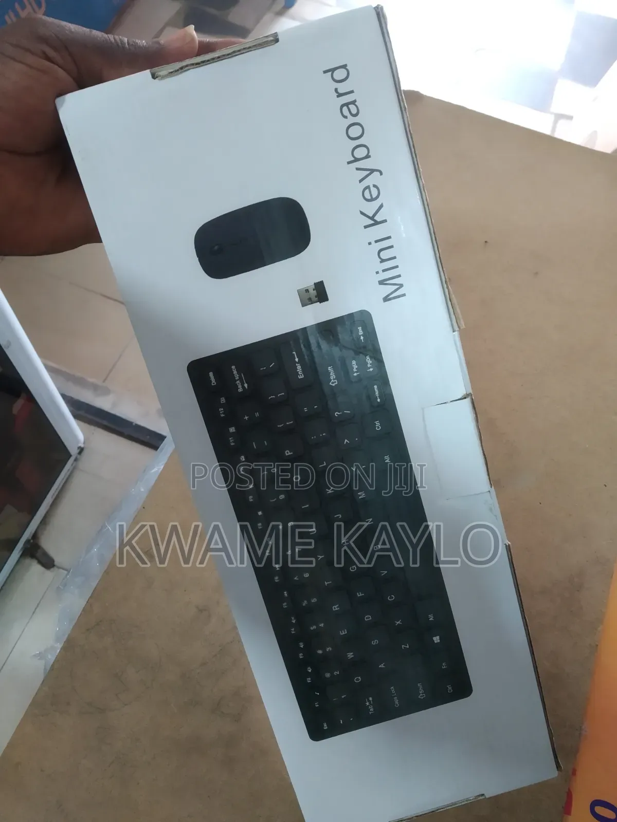Mini Wireless Keyboard Mouse