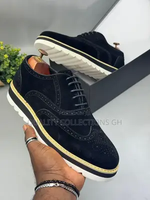 Ttimberland Black and White