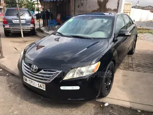 Toyota Camry Base 4dr Sedan (2.5L 4cyl 6M) 2010 Black