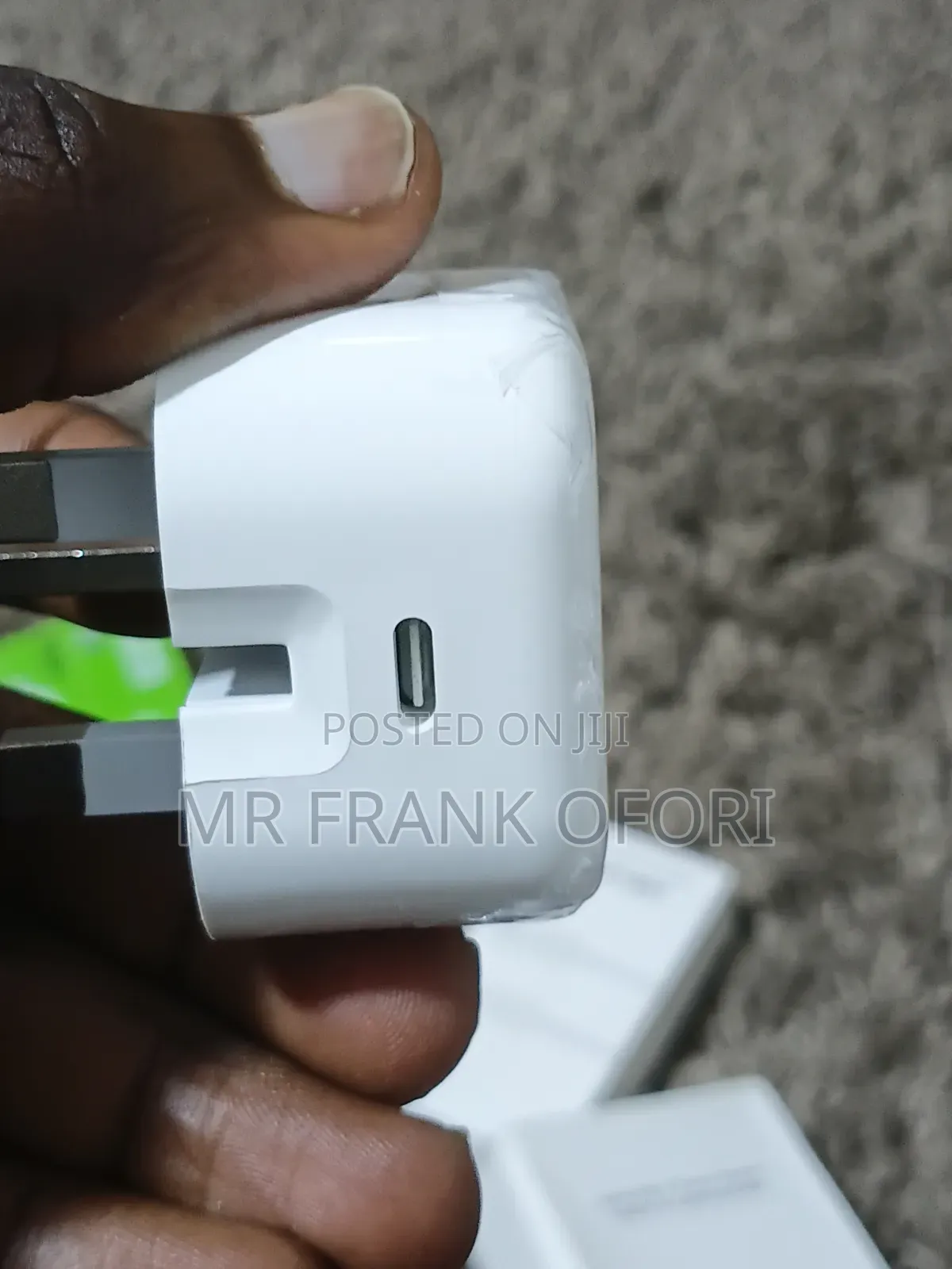 iPhone Super Fast Charger Designed to Change Phone in 30m to 100%