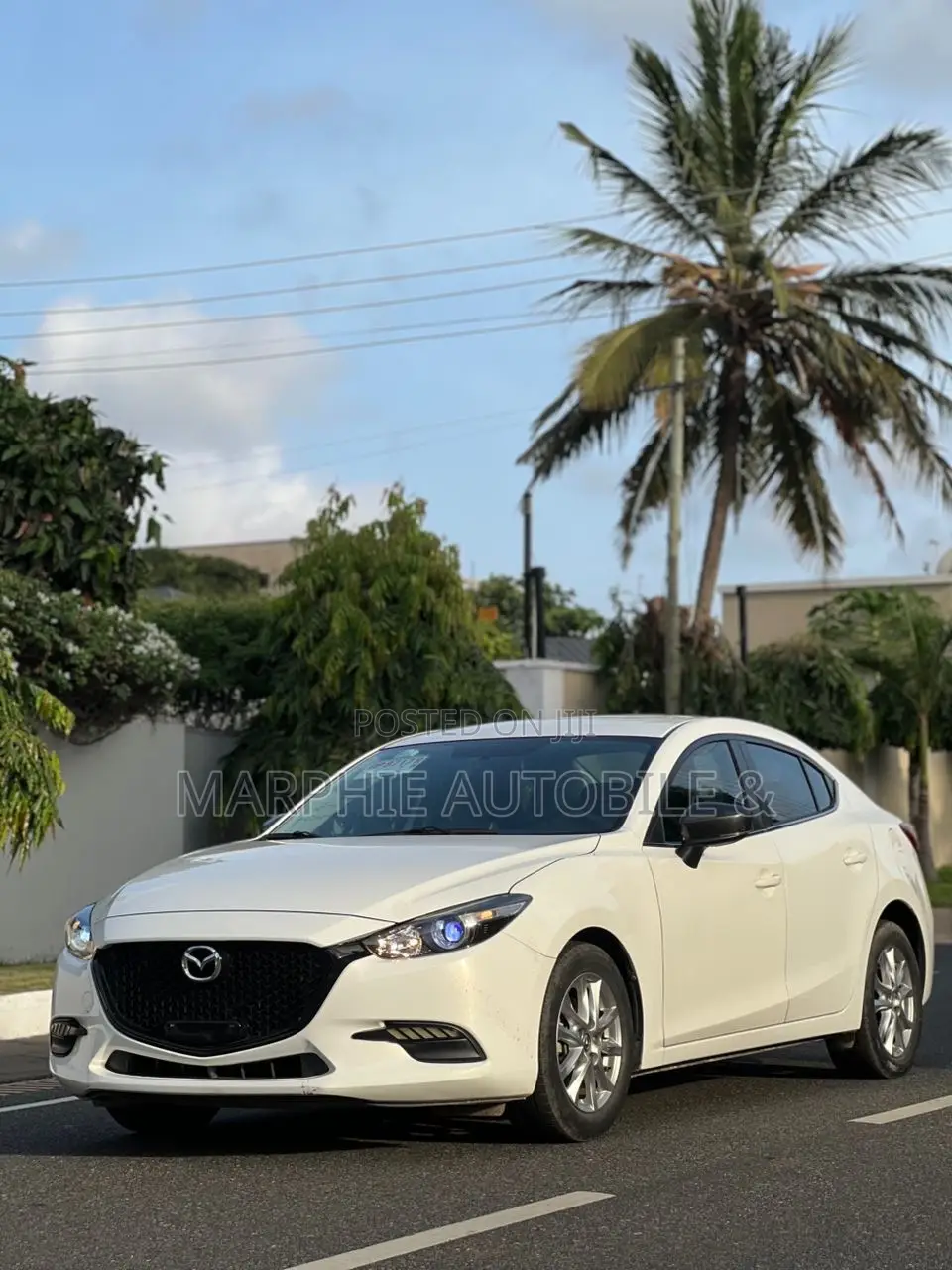 Mazda Axela 2019 White