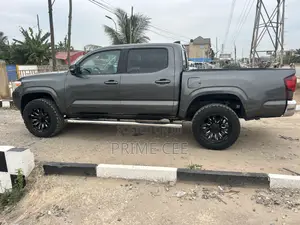 Toyota Tacoma 2019 Black