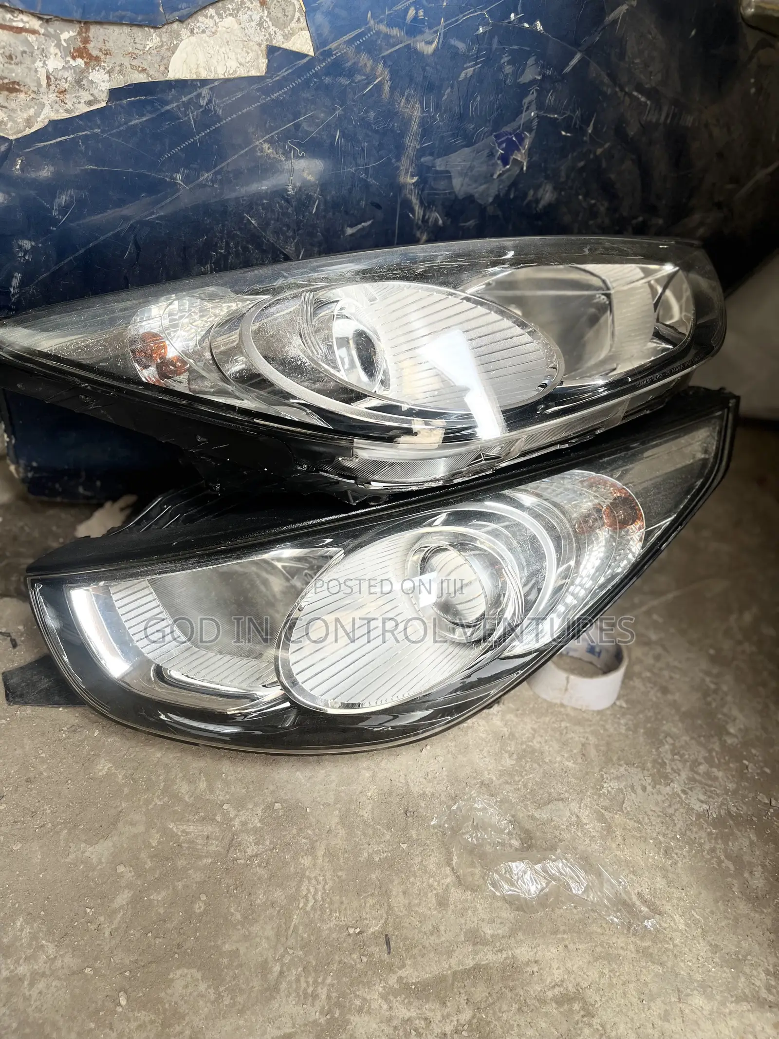 Hyundai Tucson 2012 Headlight Yolk