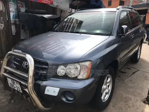 Toyota Highlander SE 2010 Blue