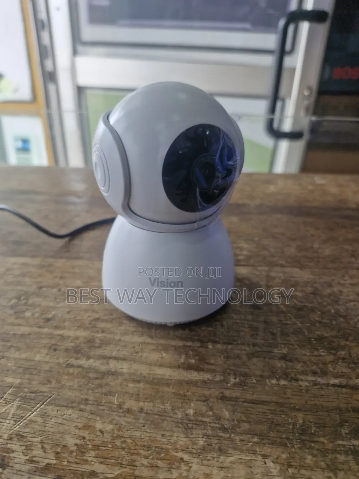 V380 Wireless Camera Stand Alone