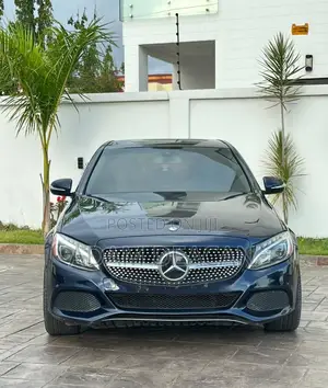 Mercedes-Benz C300 2017 Black